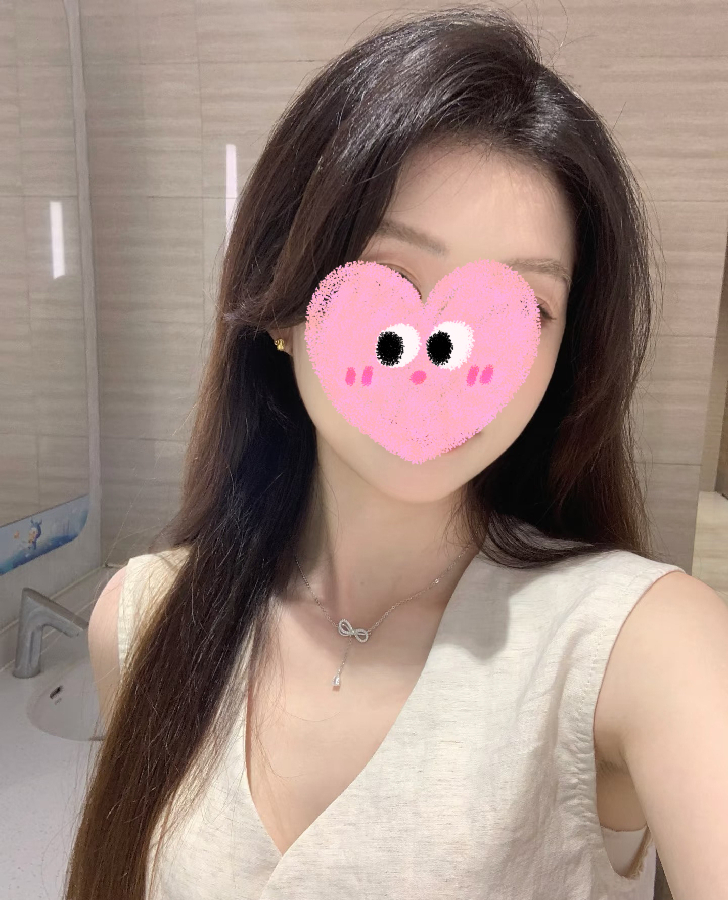 {"ARInfo":{"IsUseAR":false},"Version":"1.0.0","MakeupInfo":{"IsUseMakeup":false},"FaceliftInfo":{"IsChangeEyeLift":false,"IsChangeFacelift":false,"IsChangePostureLift":false,"IsChangeNose":false,"IsChangeFaceChin":false,"IsChangeMouth":false,"IsChangeThinFace":false},"BeautyInfo":{"SwitchMedicatedAcne":false,"IsAIBeauty":false,"IsBrightEyes":false,"IsSharpen":false,"IsOldBeauty":false,"IsReduceBlackEyes":false},"HandlerInfo":{"AppName":2},"FilterInfo":{"IsUseFilter":false}}